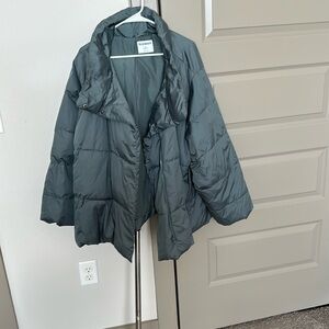 PUFFER JACKET